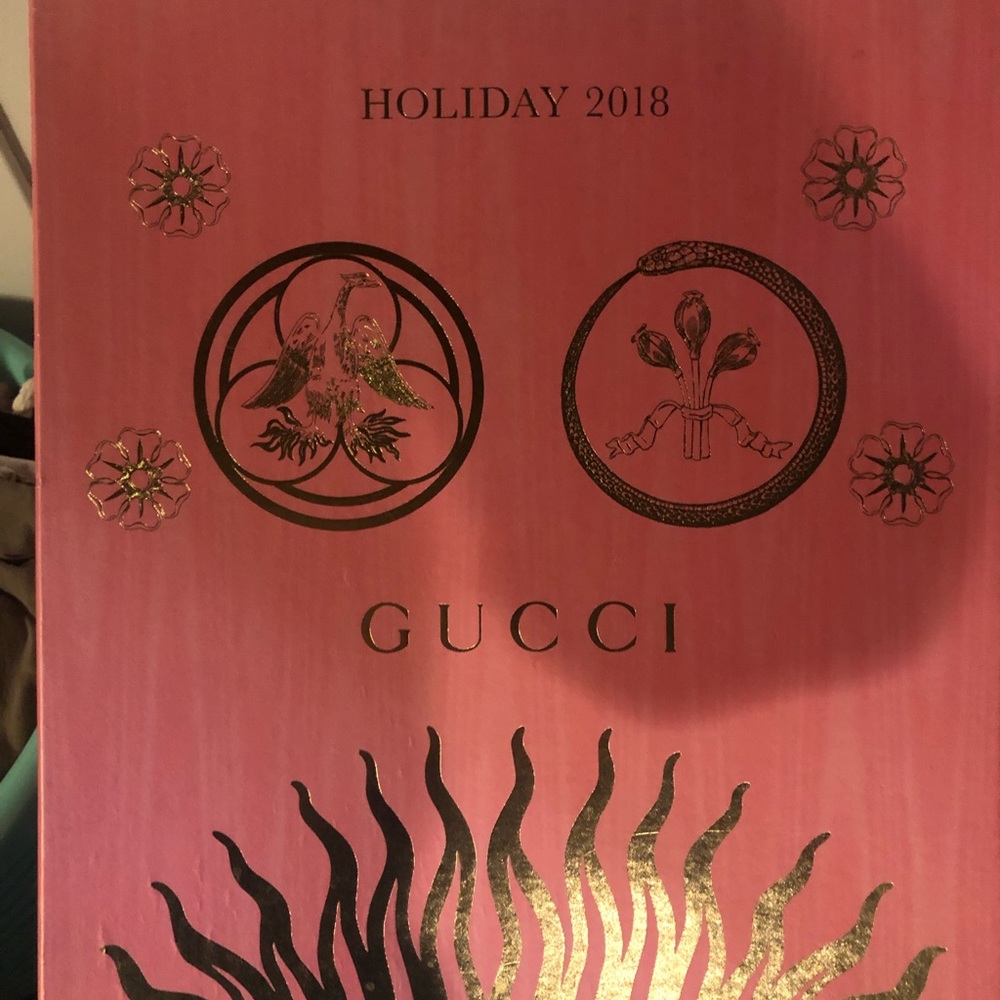 Gucci Box. In Pristine Condition. - image 1